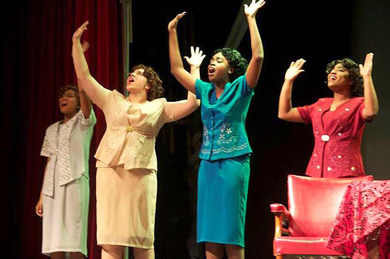 Carver-High-School-District-One-Act-Play-Ghost-Scene-With-Oda-Mae-and-Sisters-7