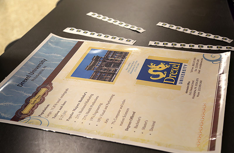 Eisenhower-High-School-Grads-Give-Back-2015-14