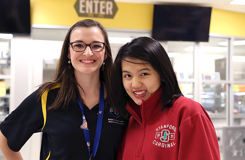 Eisenhower-High-School-Grads-Give-Back-2015-22