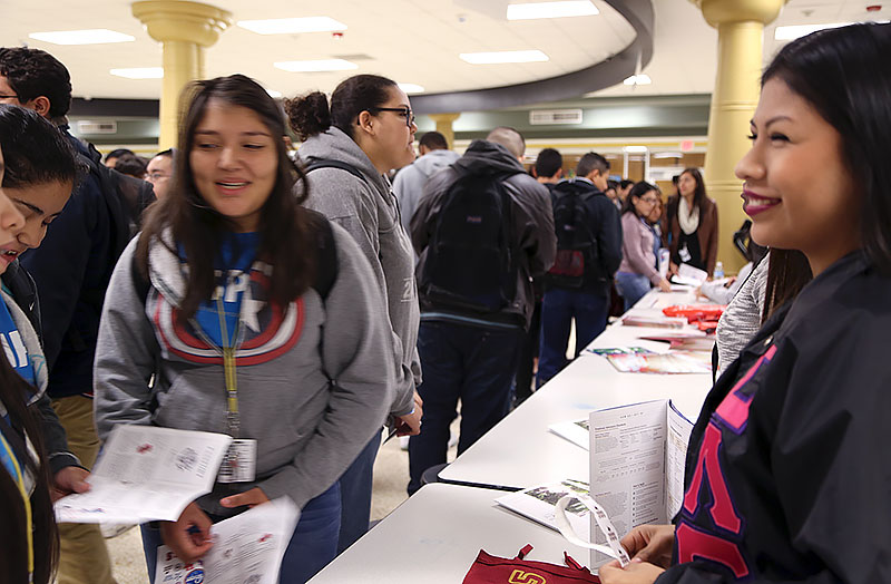 Eisenhower-High-School-Grads-Give-Back-2015-30