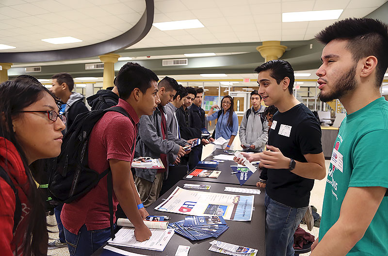 Eisenhower-High-School-Grads-Give-Back-2015-37