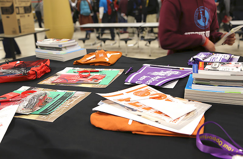 Eisenhower-High-School-Grads-Give-Back-2015-60